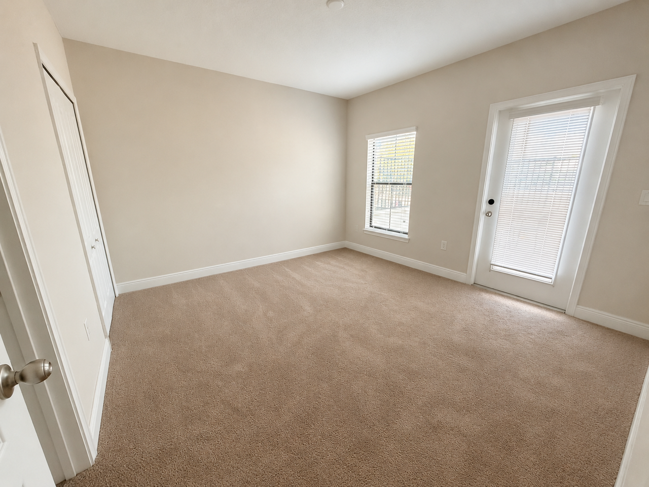143 Kenny Blvd - Photo 4 of 11