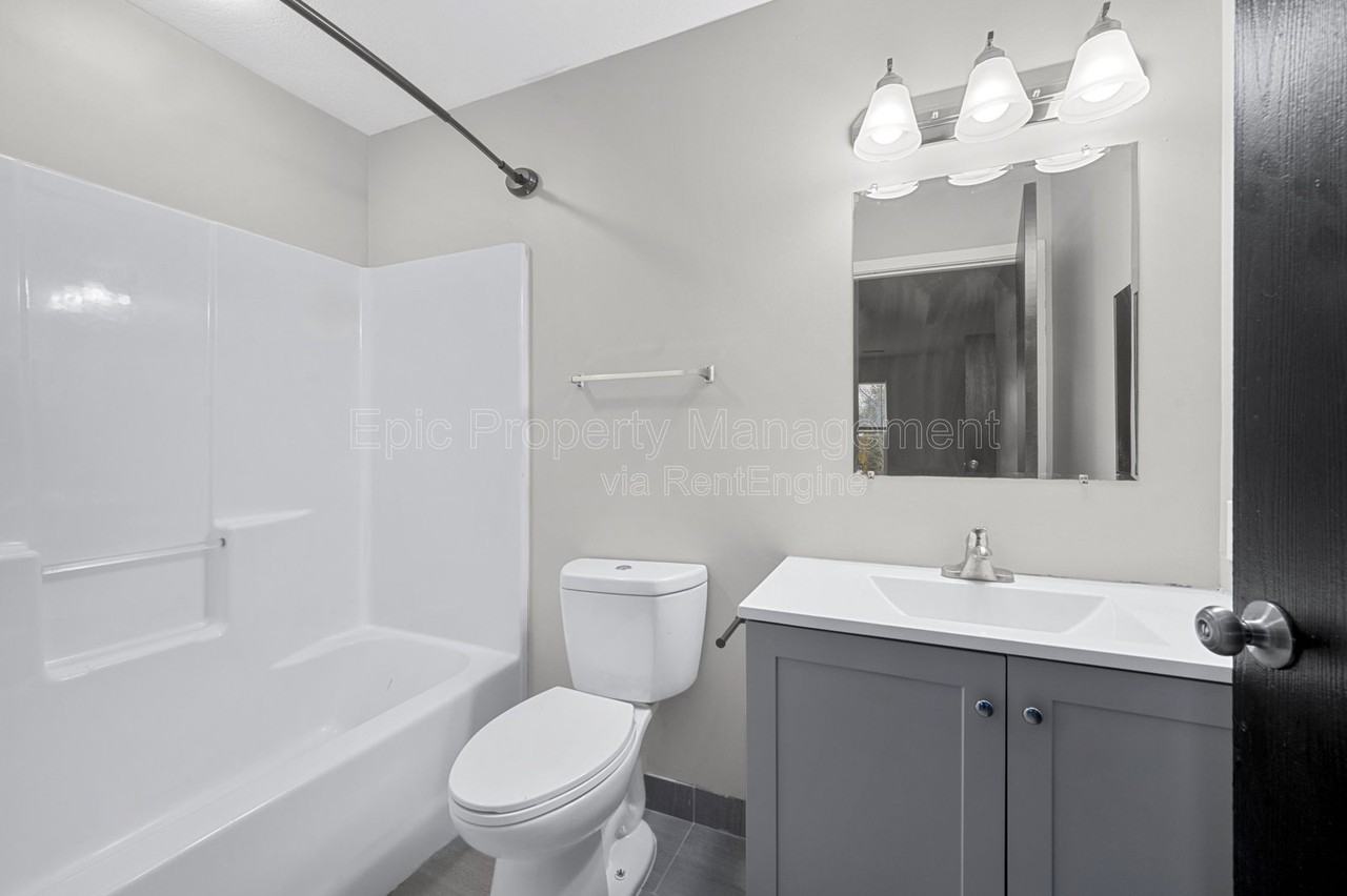 9010 Charlotte Ct - Photo 3 of 13