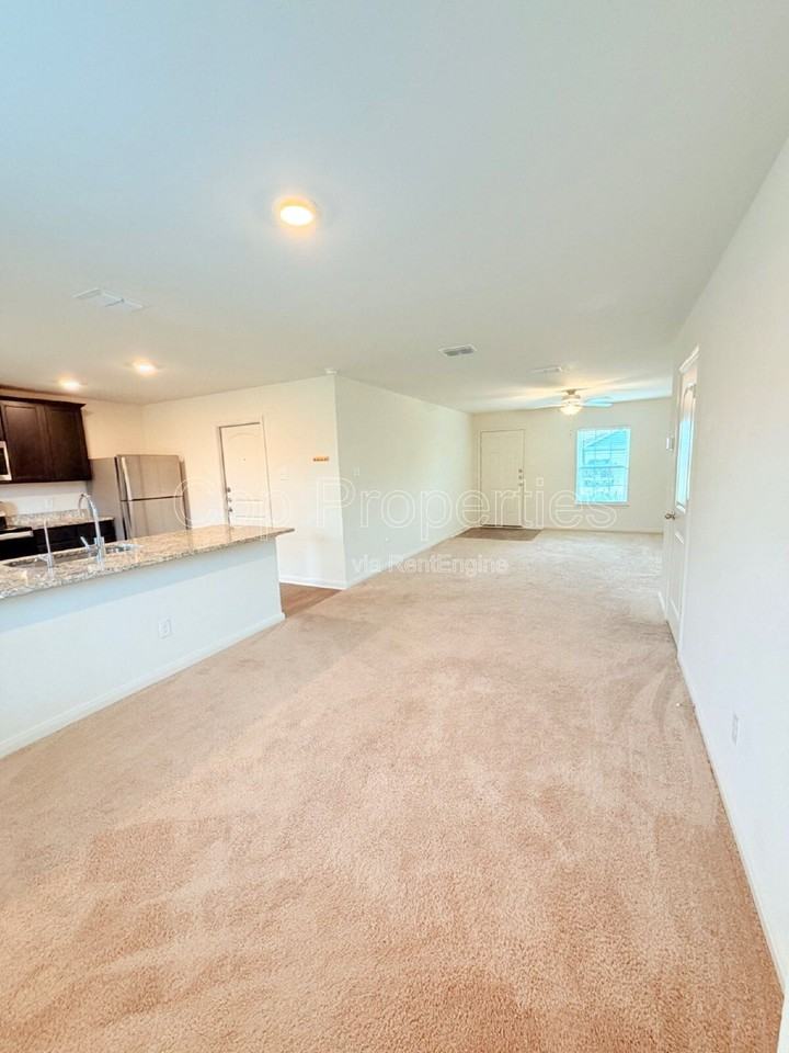 7247 Calypso Cyn - Photo 7 of 25
