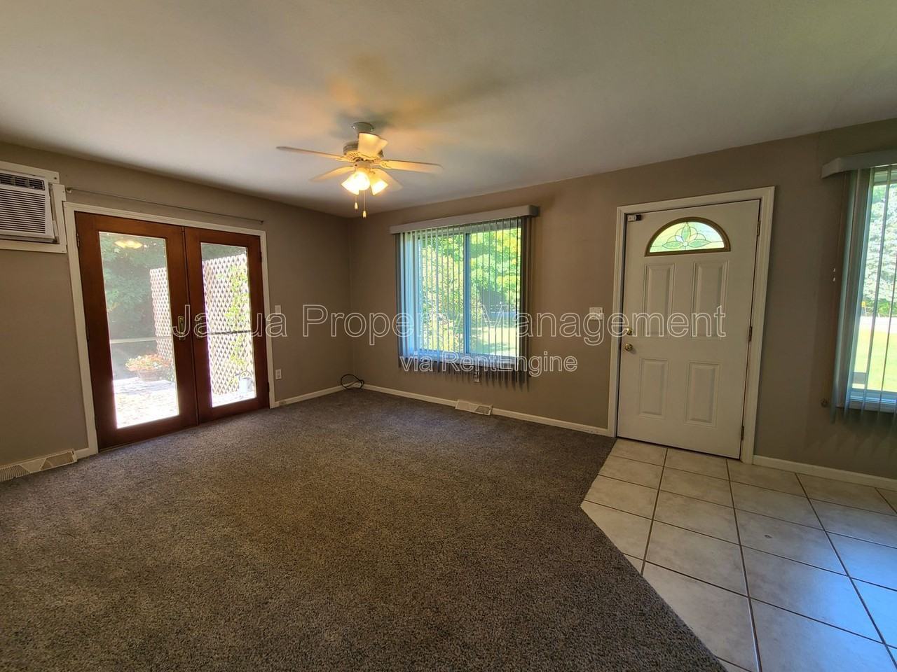3970 Meadowbrook Rd - Photo 3 of 8