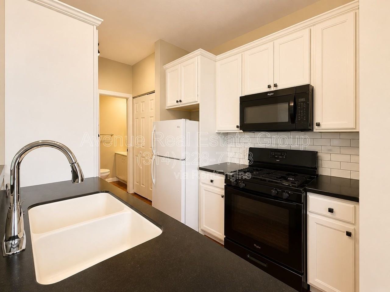 4366 W Pine Blvd #B - Photo 5 of 14