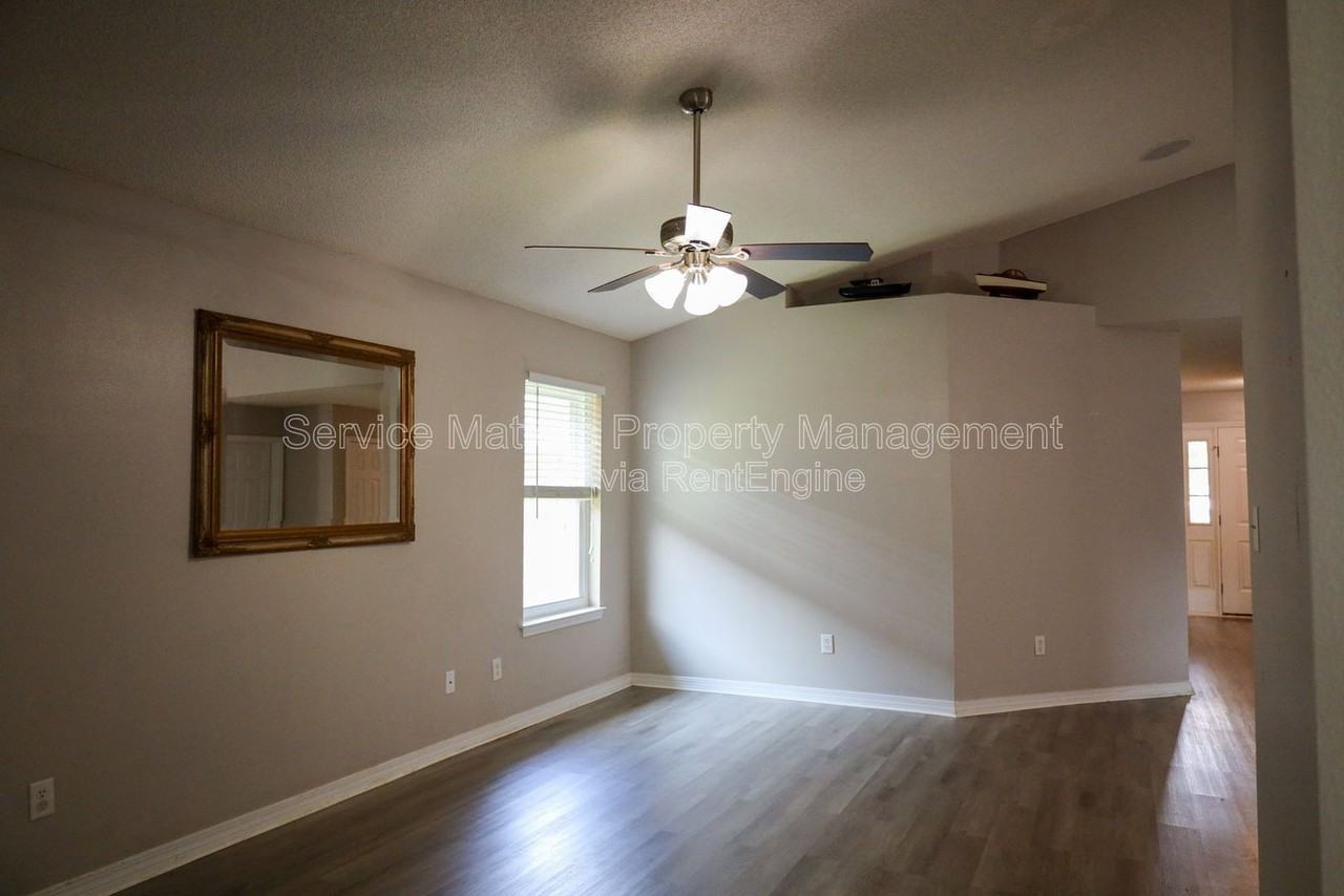 5079 Cocoa Dr - Photo 7 of 23