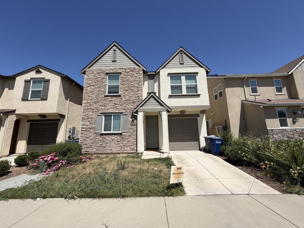 351 Sullivan Dr - Photo 2 of 2