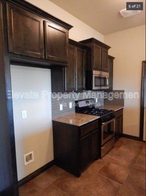 10705 Nw 23rd Ter - Photo 6 of 15