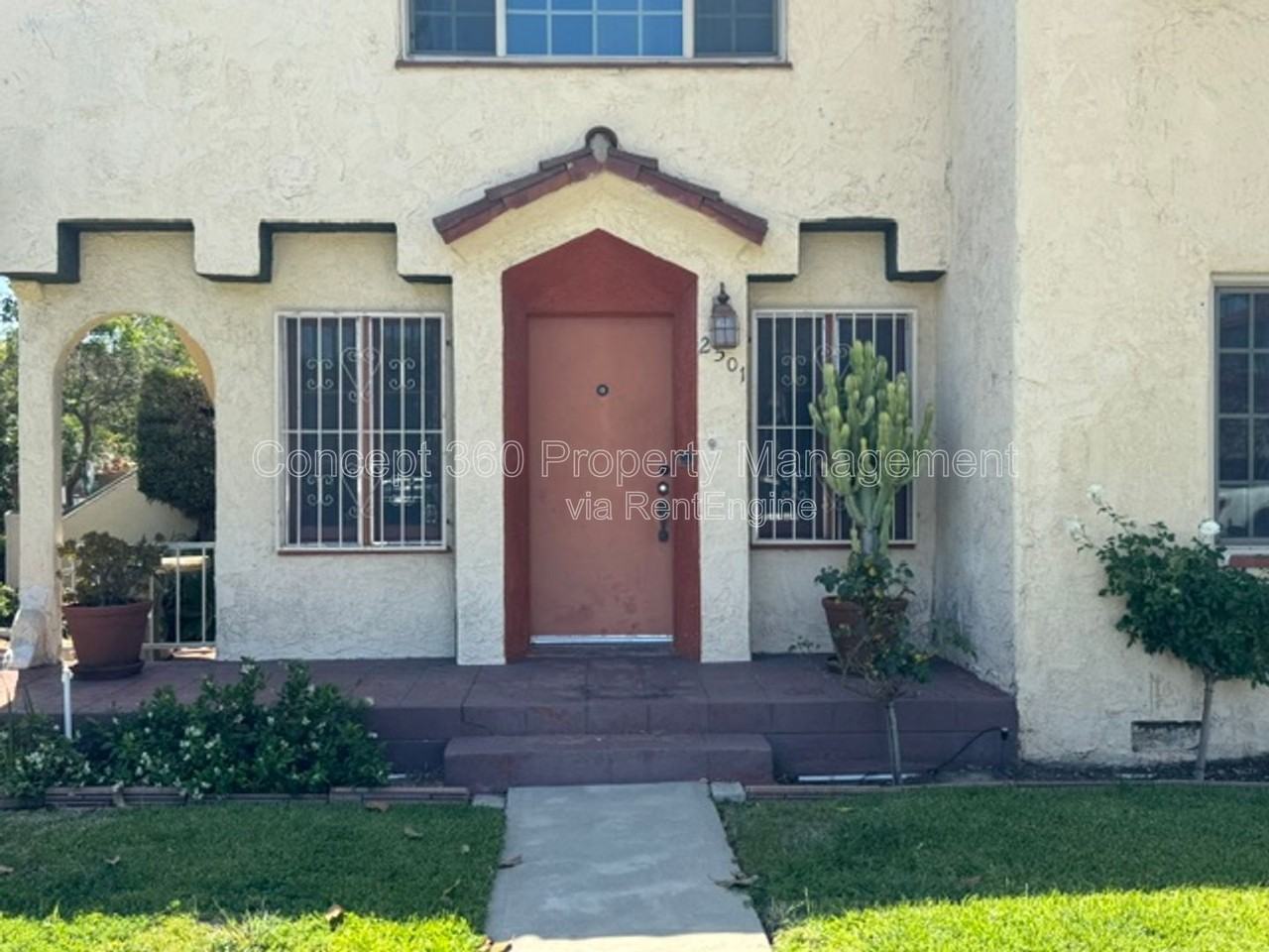 2501 Eucalyptus Ave - Photo 2 of 50