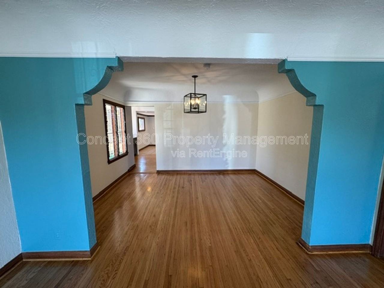 2501 Eucalyptus Ave - Photo 6 of 50