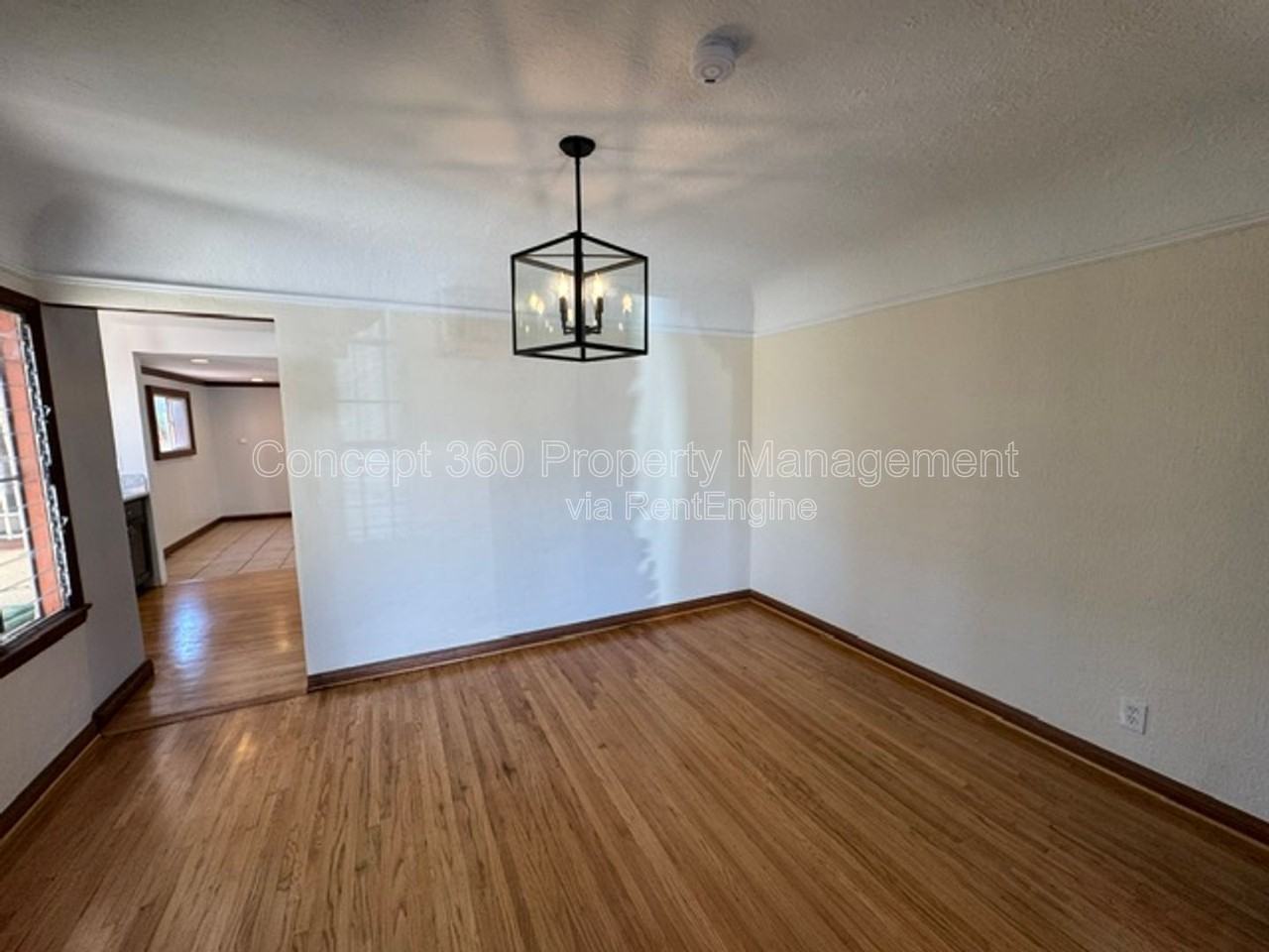 2501 Eucalyptus Ave - Photo 7 of 50