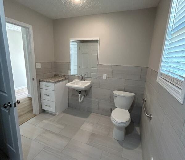 1745 Stallings Rd - Photo 7 of 12