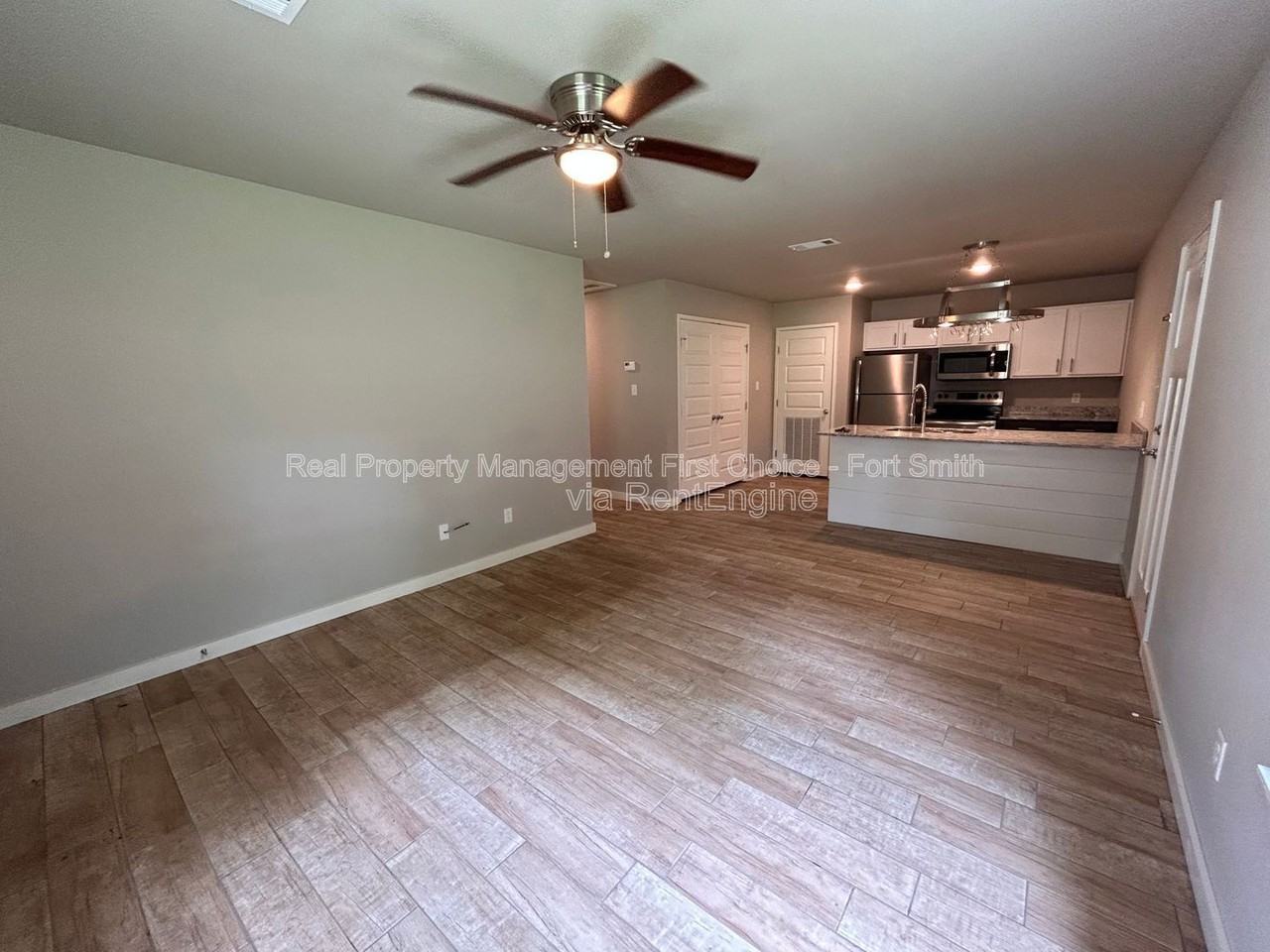 1612 S P St #B - Photo 4 of 16