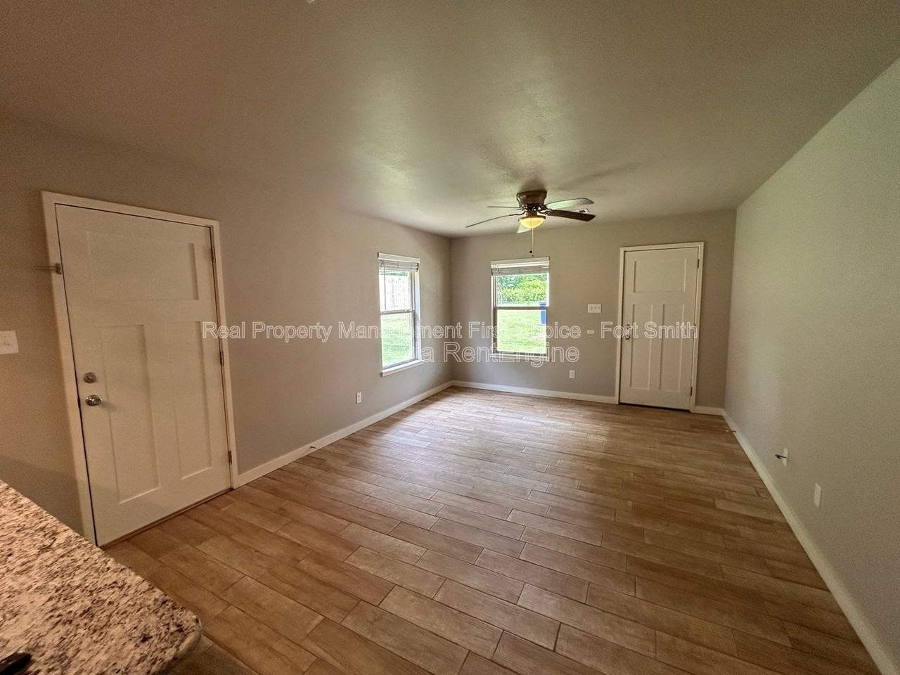 1612 S P St #B - Photo 5 of 16