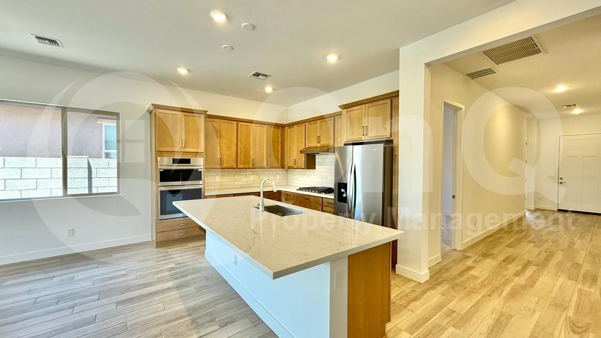 21427 W Meadowbrook Ave - Photo 3 of 19