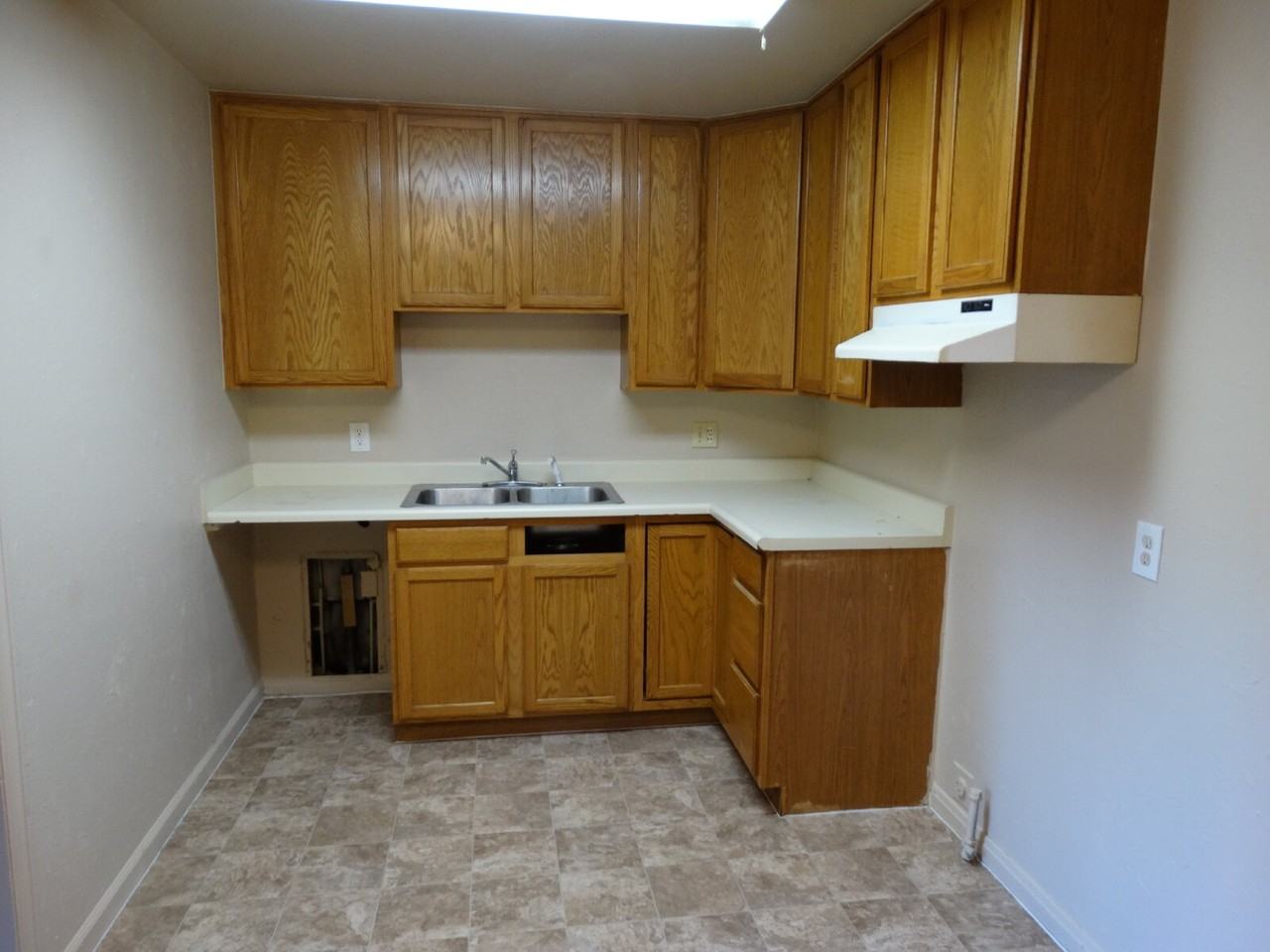 1181 Del Mar Pkwy - Photo 3 of 12
