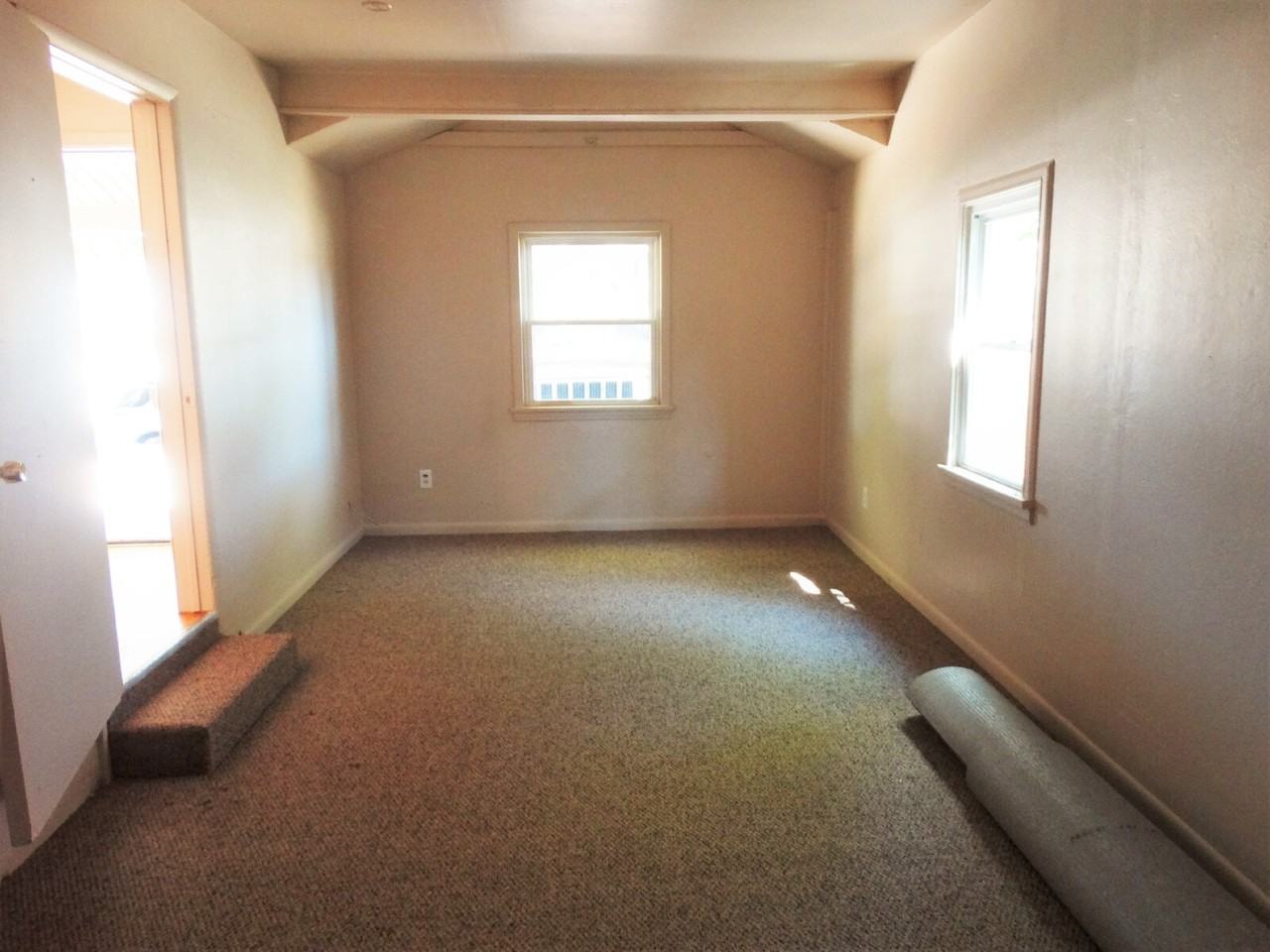 1181 Del Mar Pkwy - Photo 7 of 12