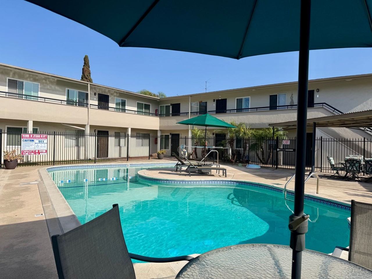 Welcome to the Dailey Court Apartments! - Photo 7 of 14