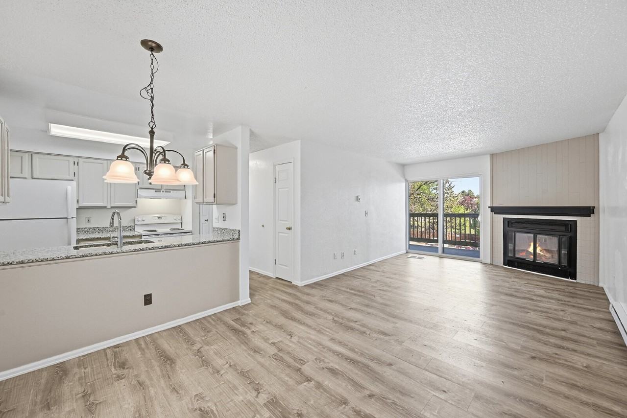 14700 E Kentucky Dr #524 - Photo 4 of 19