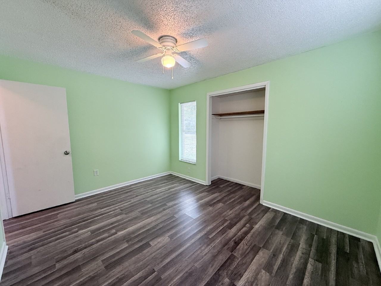 612 Jupiter Ave Nw - Photo 7 of 13