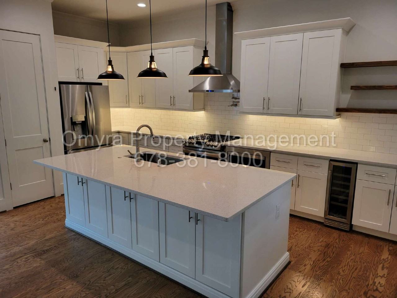 712 Glenwood Ave Se #B - Photo 3 of 20