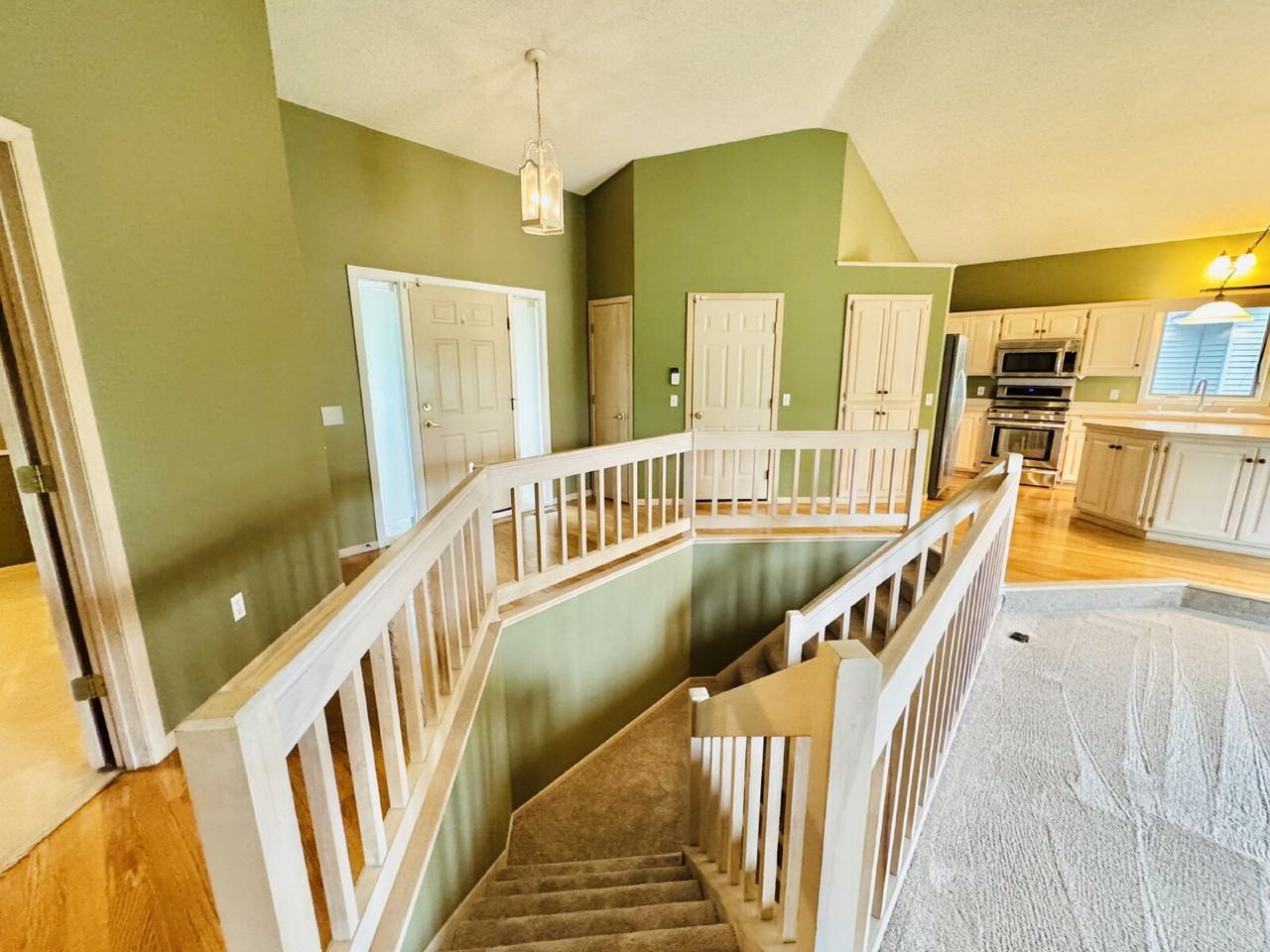 9120 Trotters Ln - Photo 6 of 48