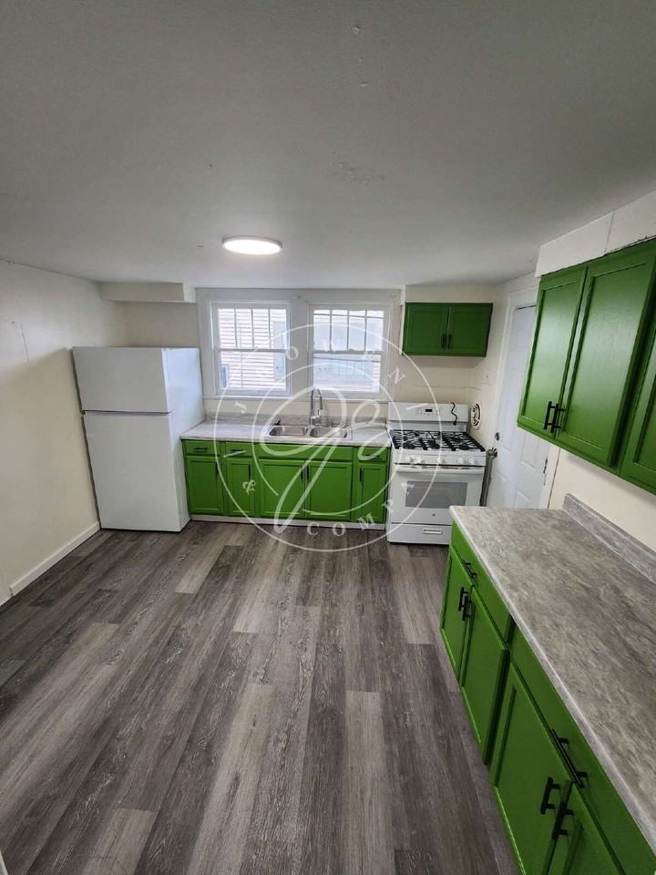 1354 Goodale Ave - Photo 5 of 16