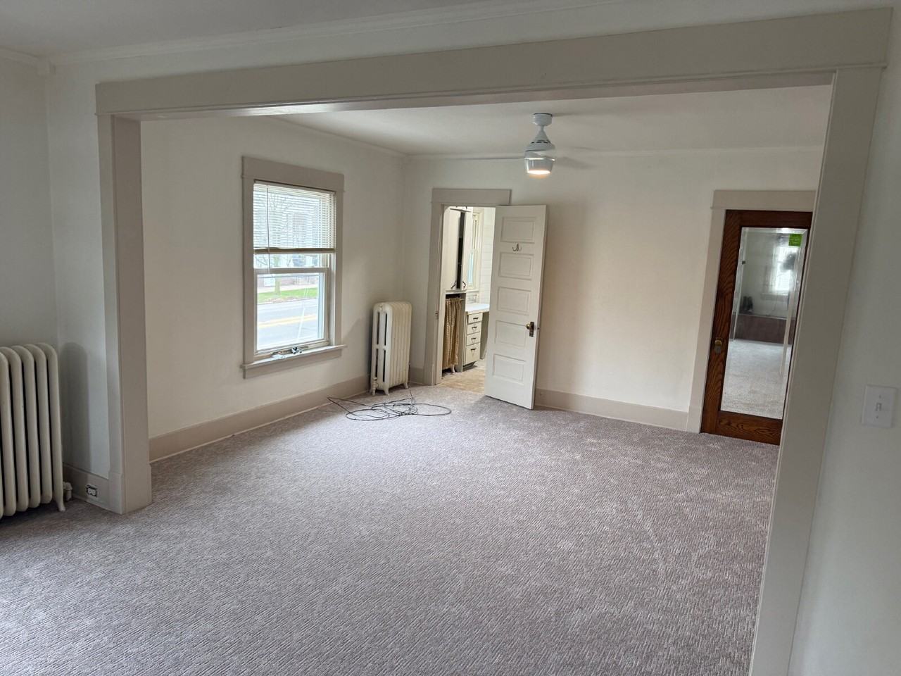 206 1/2 S Broadway St - Photo 7 of 10