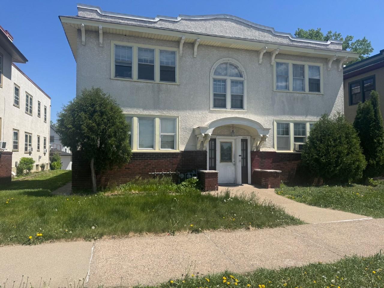 3925 Chicago Ave - Photo 2 of 14