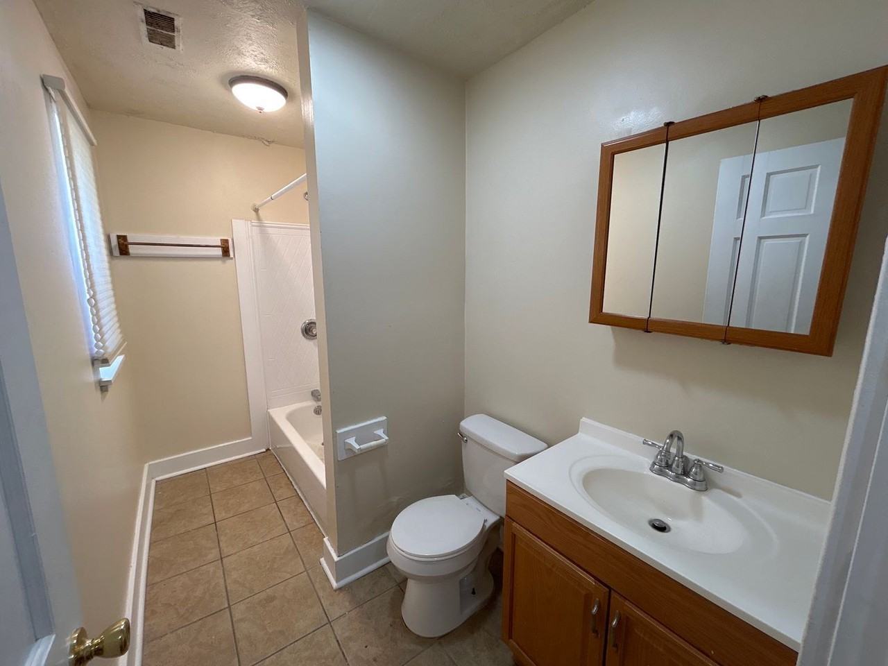 45 Euclid Ave #F - Photo 5 of 15
