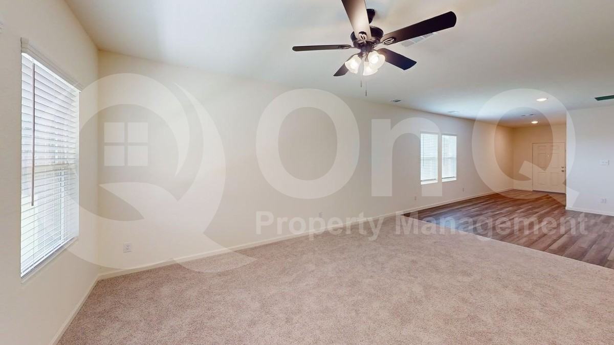 4529 Wood Fern Rd - Photo 6 of 30