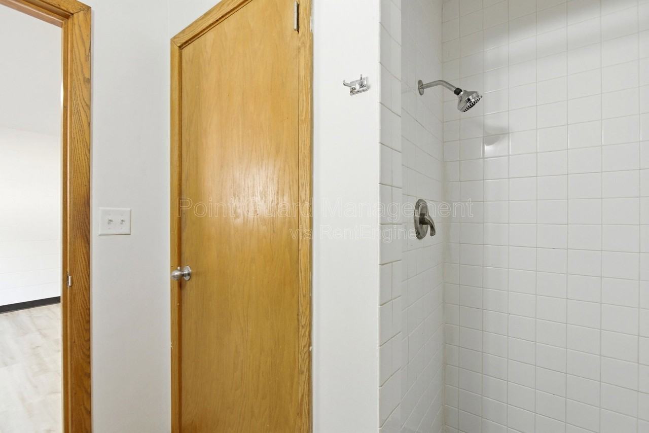 3309 S Jefferson Ave #3309-6 - Photo 5 of 8