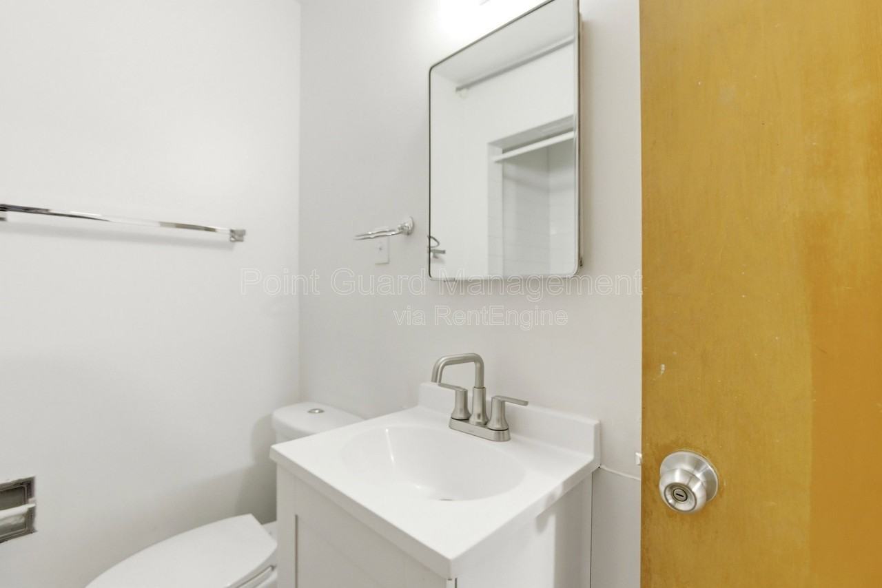 3309 S Jefferson Ave #3309-6 - Photo 7 of 8