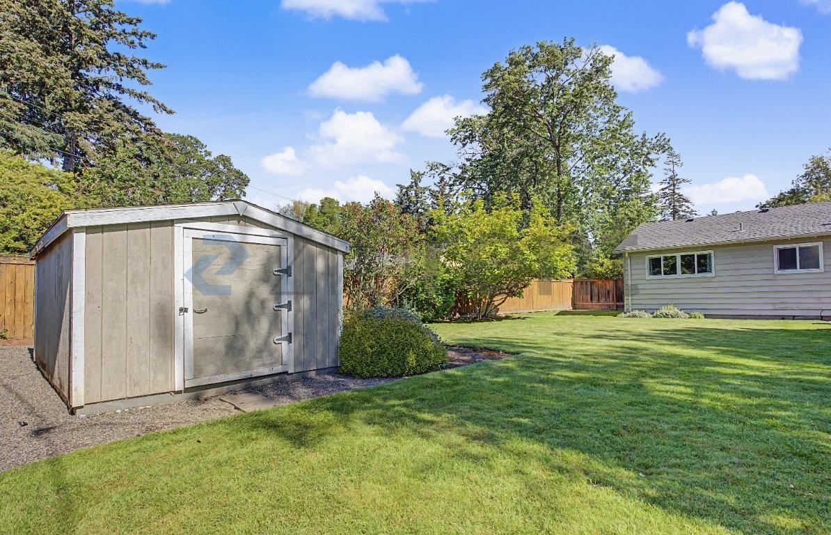 12720 Sw Edgewood St - Photo 6 of 22
