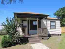 featured image of 14 Ruberia Ave