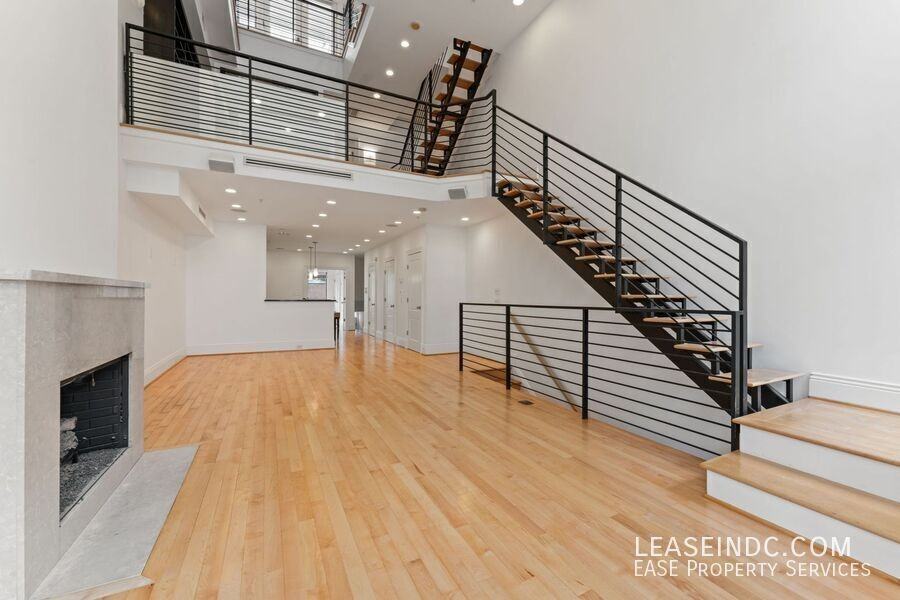 1922 12th St Nw #2 - Photo 4 of 34