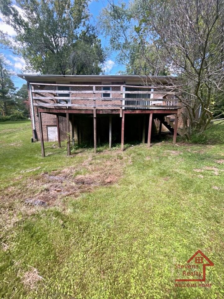 2050 Wildwood Rd - Photo 6 of 12