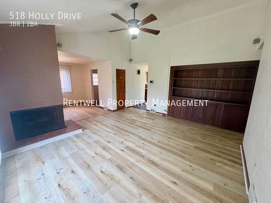 518 Holly Dr - Photo 7 of 43