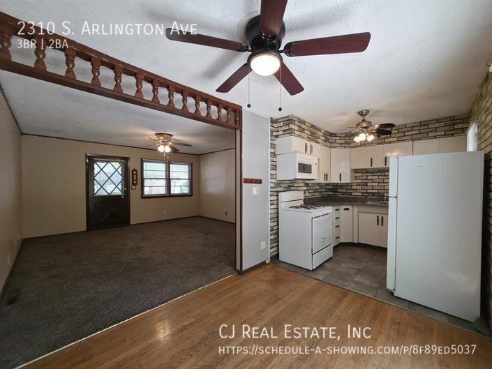 2310 S Arlington Ave - Photo 7 of 11