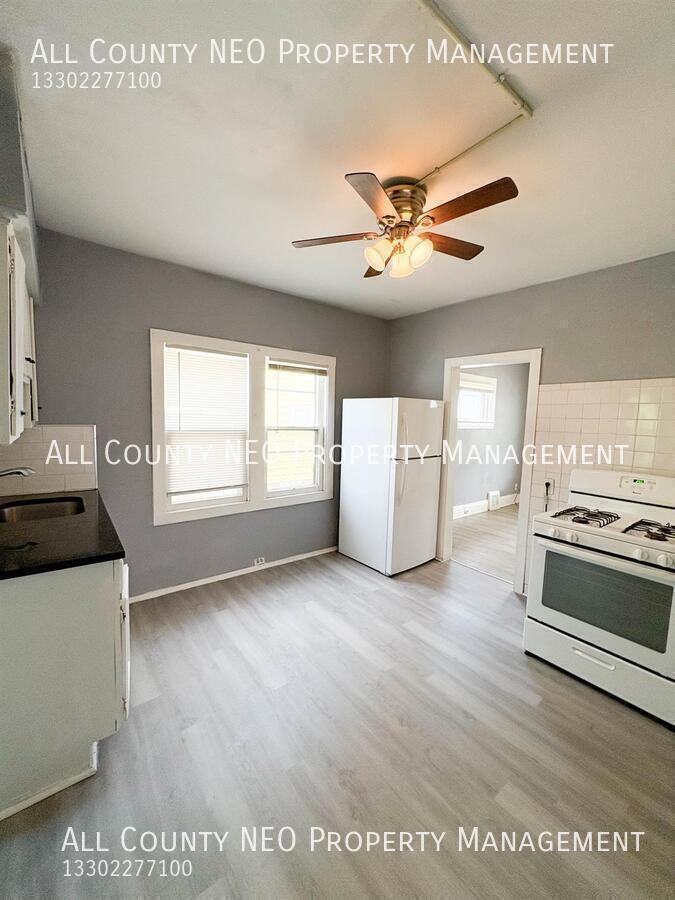 3452 W 91st St - Photo 5 of 10