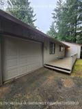 175 Sw The Pines Dr - Photo 1 of 1