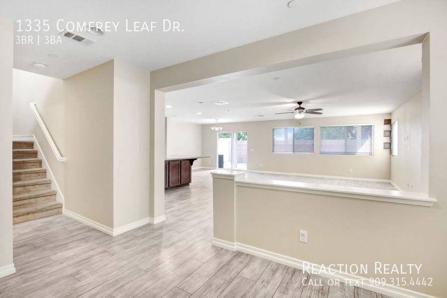 1335 Comfrey Leaf Dr - Photo 2 of 16