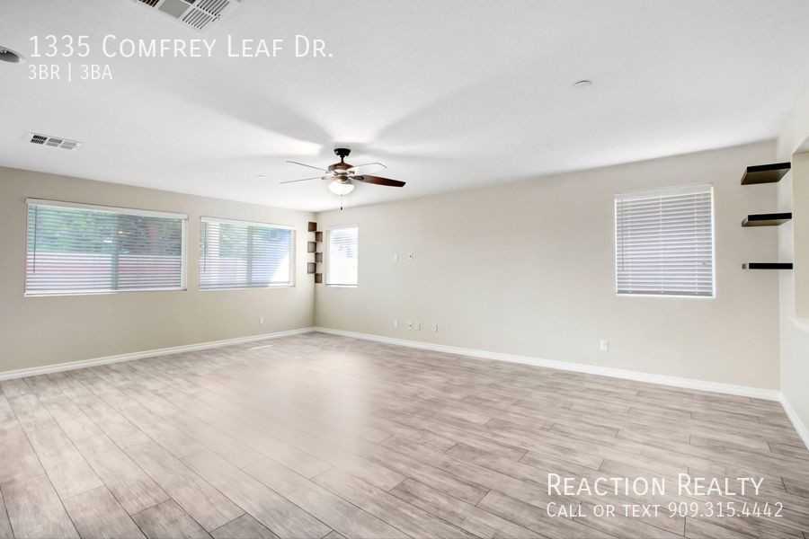 1335 Comfrey Leaf Dr - Photo 3 of 16