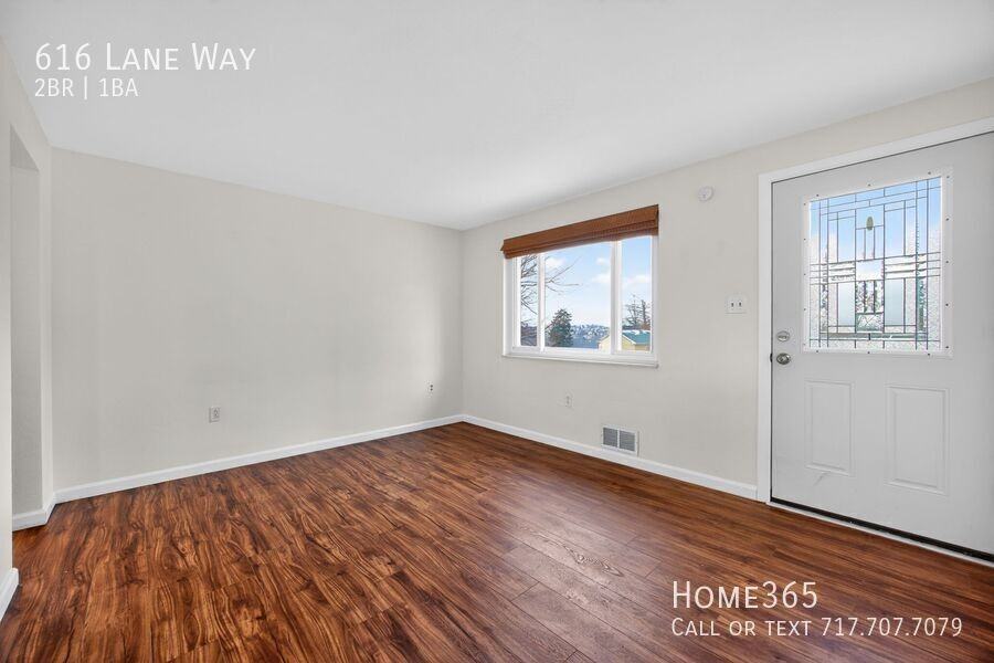 616 Lane Way - Photo 3 of 35