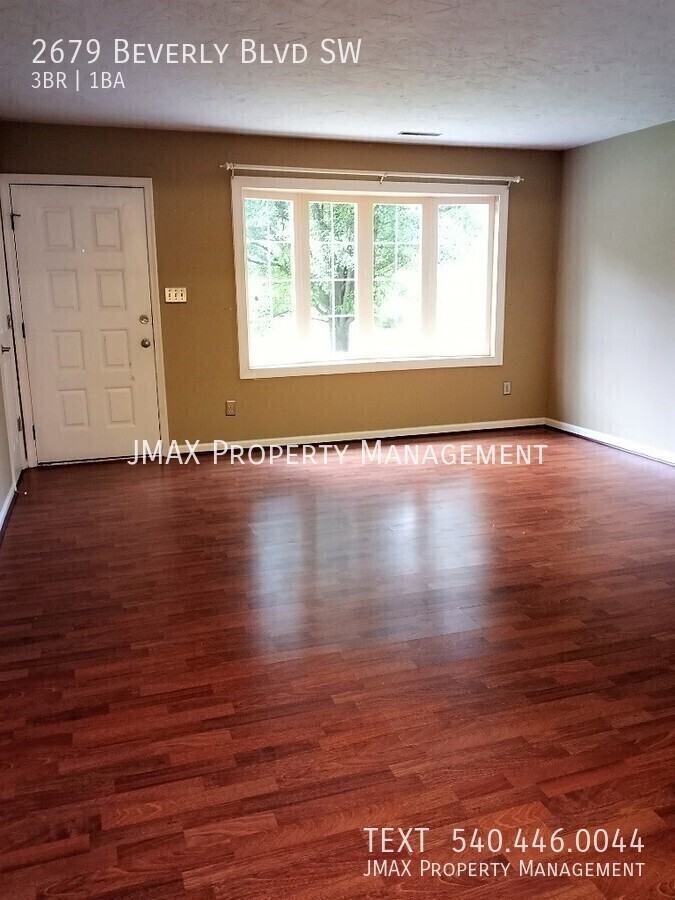 2679 Beverly Blvd Sw - Photo 2 of 21
