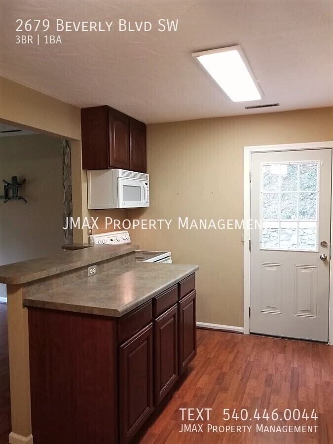 2679 Beverly Blvd Sw - Photo 6 of 21