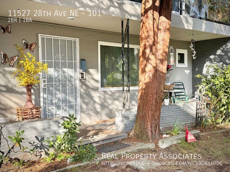 11527 28th Ave Ne #101 - Photo 2 of 15