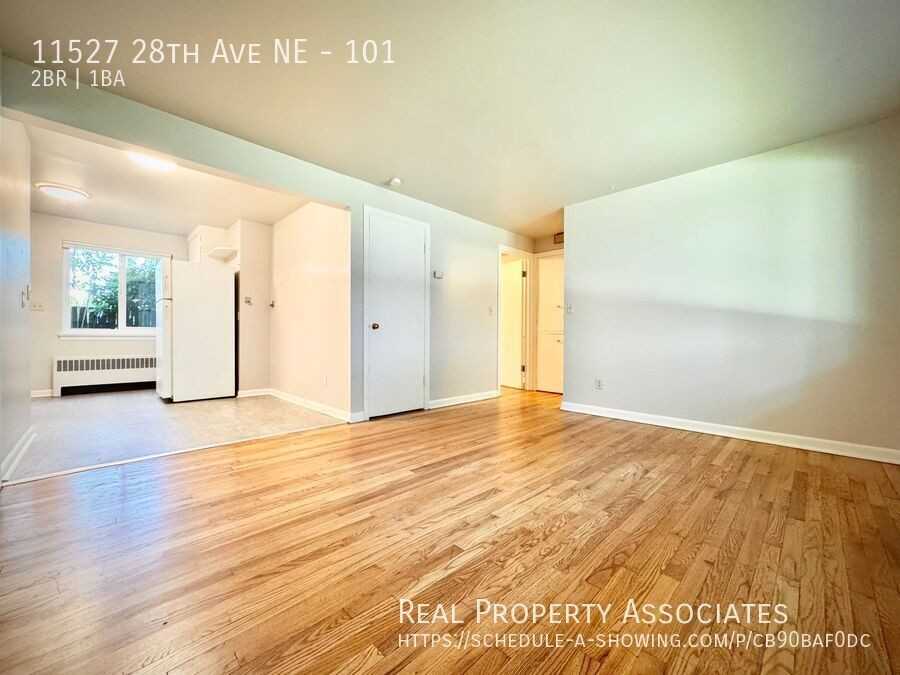 11527 28th Ave Ne #101 - Photo 5 of 15