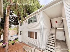 featured image of 5925 Fauntleroy Way Sw #3