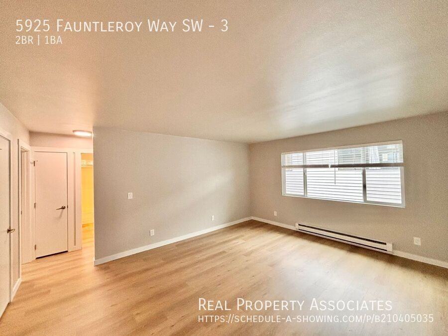 5925 Fauntleroy Way Sw #3 - Photo 4 of 25