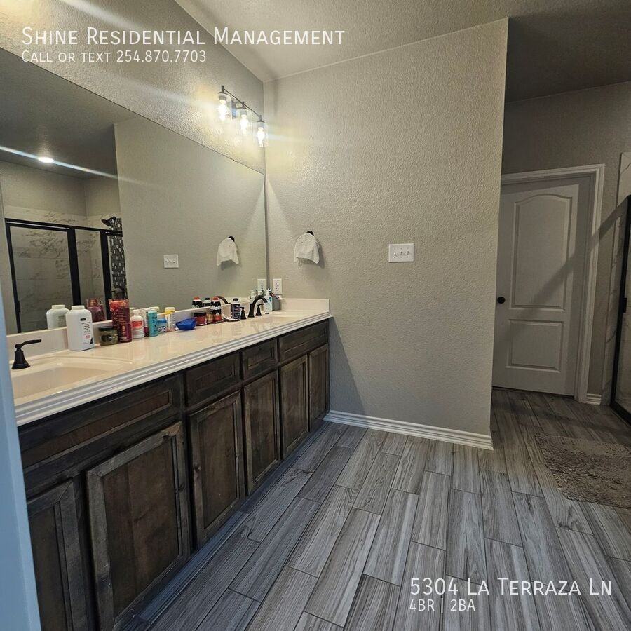 5304 La Terraza Ln - Photo 7 of 13