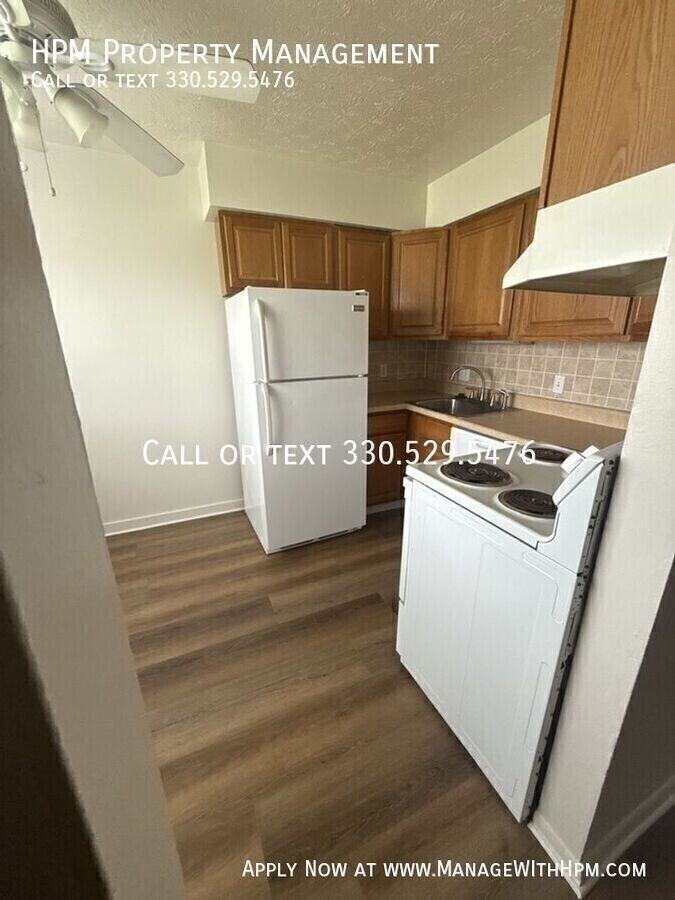 143 W Overdale Dr #C - Photo 5 of 18