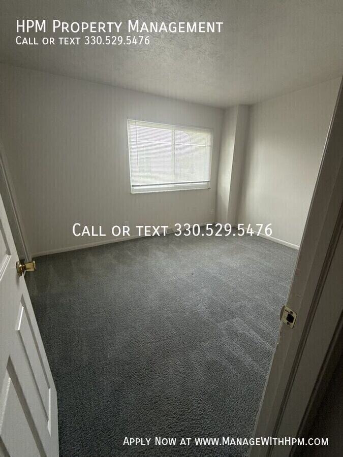 143 W Overdale Dr #C - Photo 6 of 18