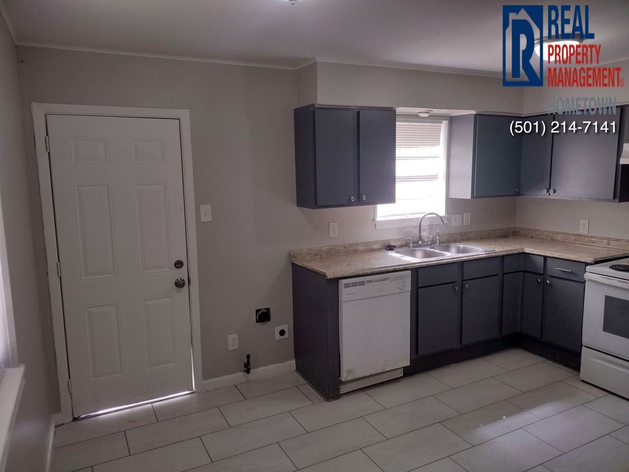 5301 Southboro Ct #A - Photo 5 of 16